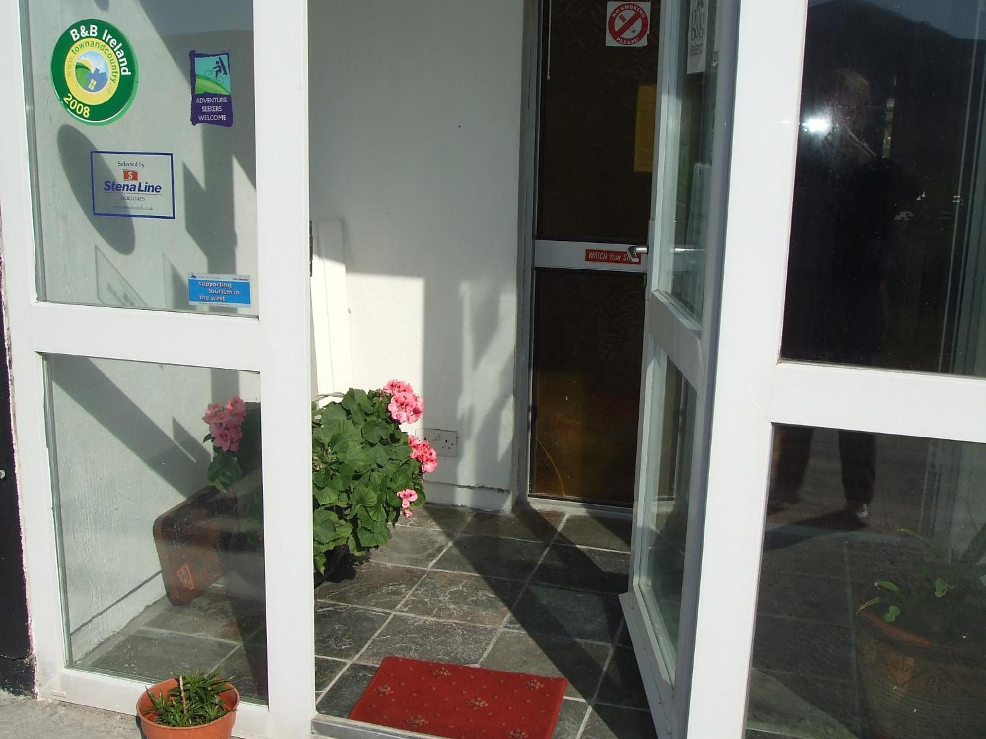 Achill West Coast House Bed & Breakfast Dooagh Екстериор снимка