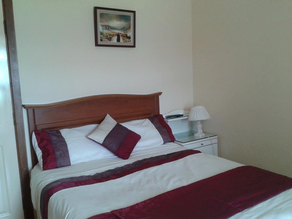 Achill West Coast House Bed & Breakfast Dooagh Екстериор снимка