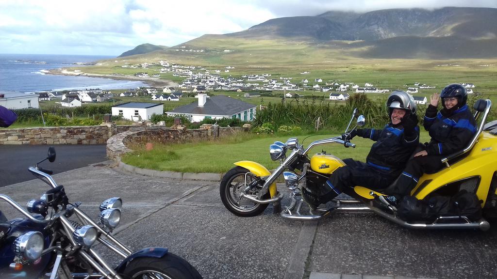 Achill West Coast House Bed & Breakfast Dooagh Екстериор снимка