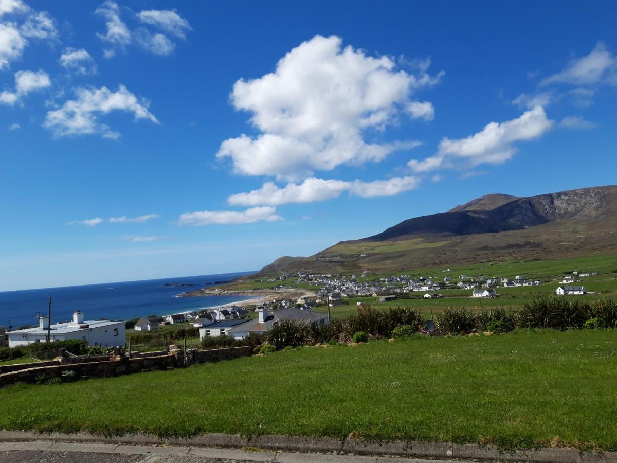 Achill West Coast House Bed & Breakfast Dooagh Екстериор снимка
